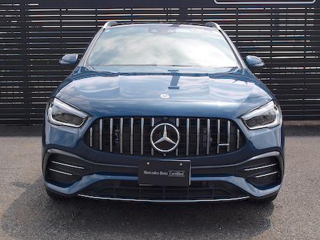メルセデス‐AMG GLA35 4MATIC AMGパフォーマンスパッケージ・AMGアドバンスドパッケージ