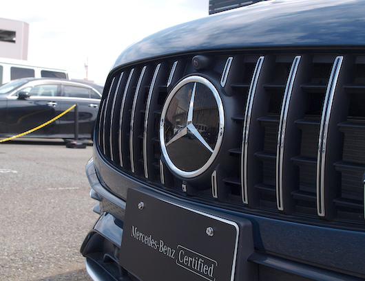 メルセデス‐AMG GLA35 4MATIC AMGパフォーマンスパッケージ・AMGアドバンスドパッケージ
