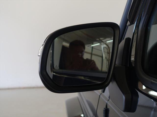 メルセデス‐AMG G63 G manufakturプログラムプラス・G manufakturインテリアプラスパッケージ