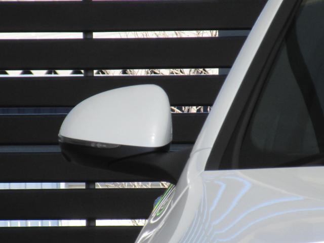 C220 d ステーションワゴン アバンギャルド アンビエントライトプレミアム AMGラインパッケージ ベーシックパッケージ