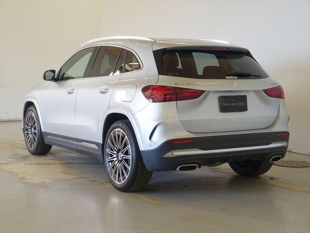 GLA200 d 4MATIC AMGラインパッケージ・AMGレザーエクスクルーシブパッケージ