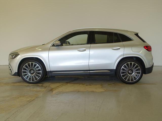 GLA200 d 4MATIC AMGラインパッケージ・AMGレザーエクスクルーシブパッケージ