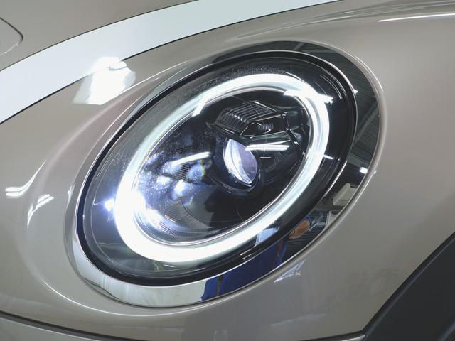 ミニクーパーS エッセンシャル・トリム