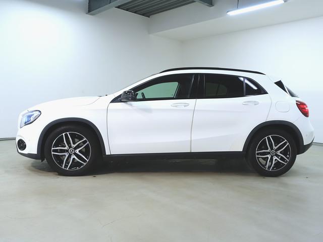 GLA250 4マチック レザーエクスクルーシブパッケージ