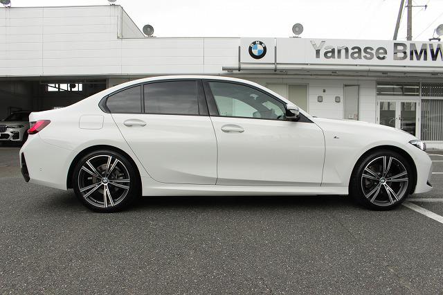 320d xDrive エディションシャドー