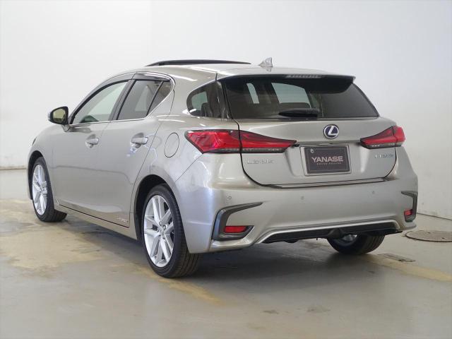 CT200h バージョンL