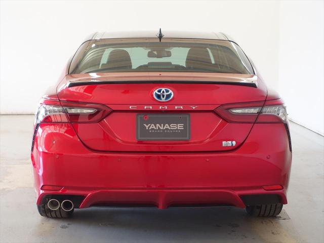 カムリ ハイブリッド WS レザーパッケージ