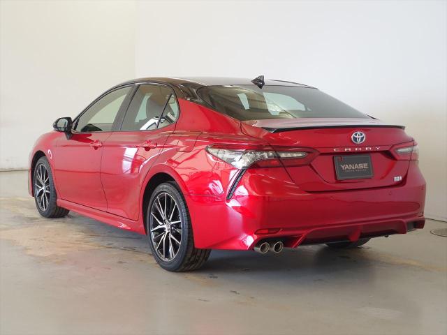 カムリ ハイブリッド WS レザーパッケージ