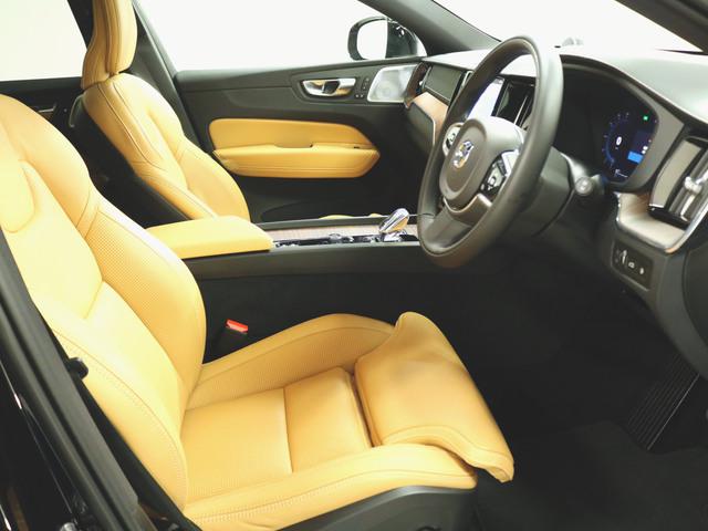 XC60 リチャージPHEV T8 AWD インスクリプション