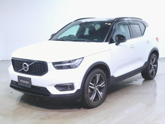 XC40 T5 AWD Rデザイン