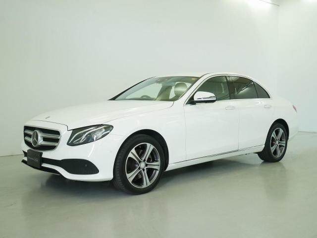 E200 4MATIC アバンギャルド