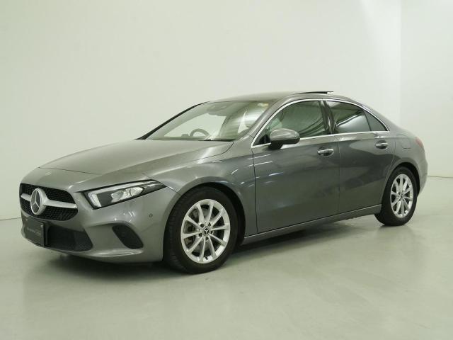 A250 4MATIC セダン レザーエクスクルーシブパッケージ・レーダーセーフティパッケージ・ナビゲーションパッケージ