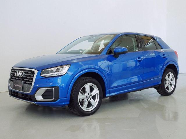 Q2 30 TFSI スポーツ