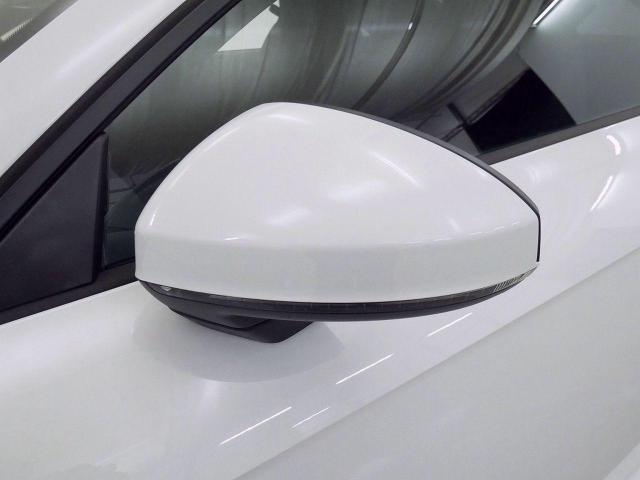 TTクーペ 2.0 TFSI クワトロ