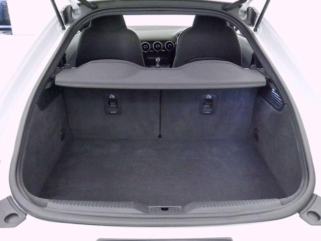 TTクーペ 2.0 TFSI クワトロ