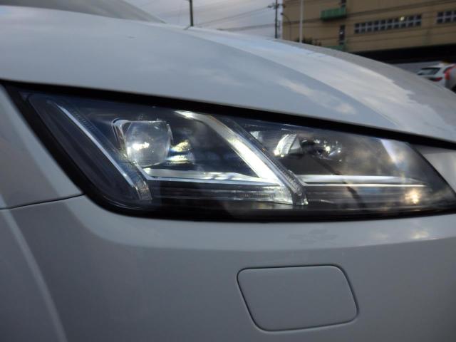 TTクーペ 2.0 TFSI クワトロ