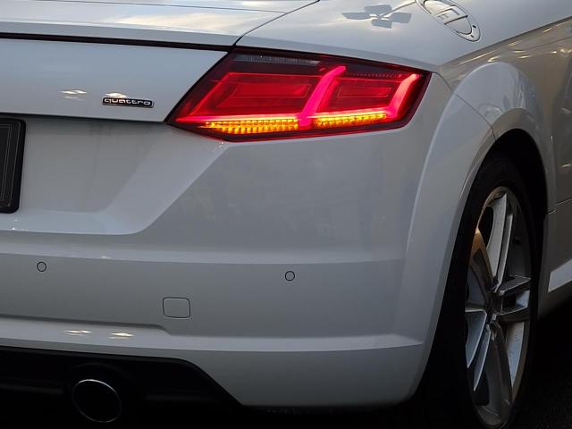 TTクーペ 2.0 TFSI クワトロ