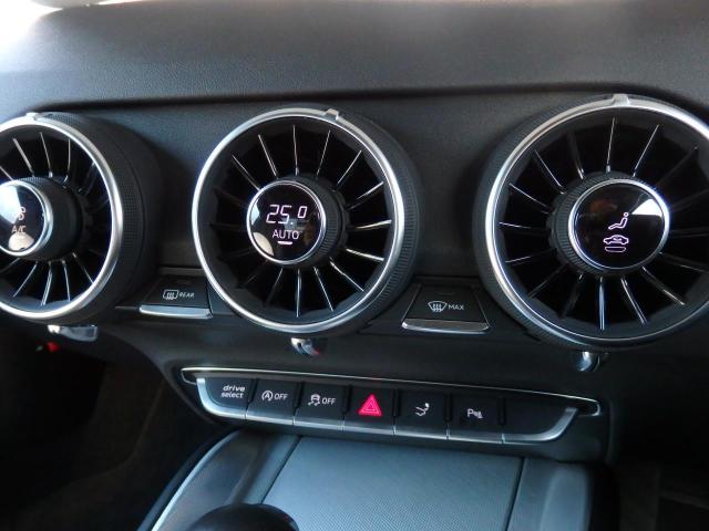 TTクーペ 2.0 TFSI クワトロ