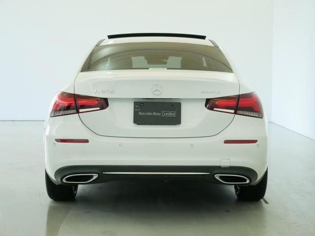 A250 4MATIC セダン レザーエクスクルーシブパッケージ・レーダーセーフティパッケージ・ナビゲーションパッケージ