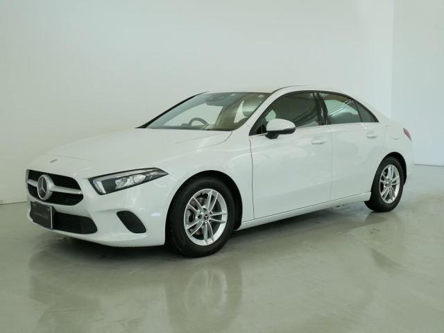 A180 セダン レーダーセーフティパッケージ・ナビゲーションパッケージ