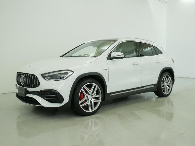 メルセデス‐AMG GLA45 S 4MATIC+ AMGパフォーマンスパッケージ・AMGアドバンストパッケージ