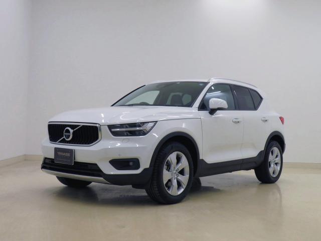 ボルボ XC40 T4 モメンタム
