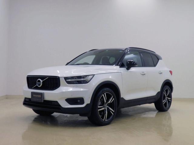 ボルボ XC40 T4 AWD Rデザイン
