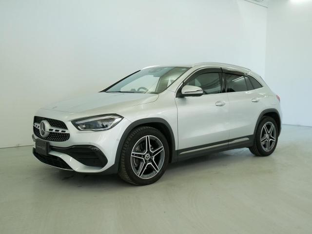 GLA200 d 4MATIC AMGライン ナビゲーションパッケージ