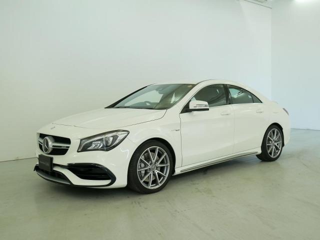 メルセデス‐AMG CLA45 4マチック レーシングエディション