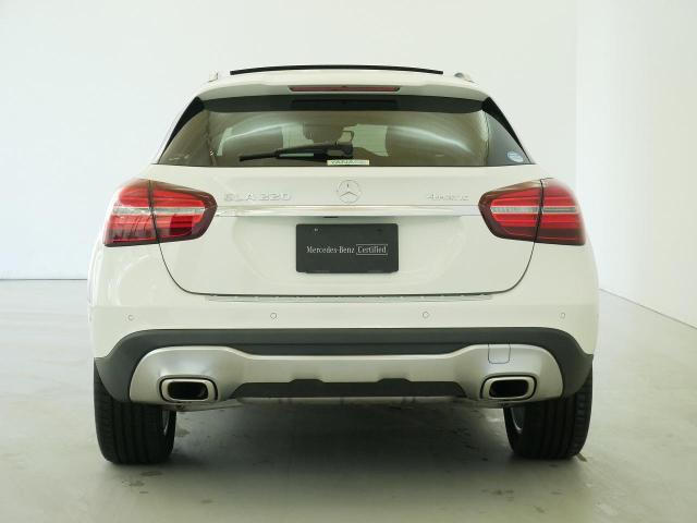 GLA220 4MATIC レーダーセーフティパッケージ・プレミアムパッケージ