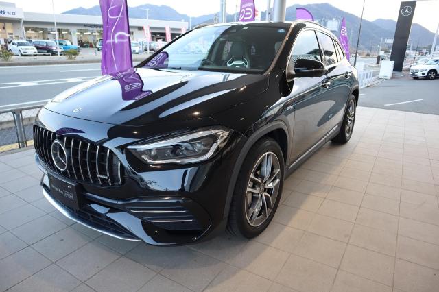 GLA35 4マチック ナビゲーションパッケージ アドバンスドパッケージ AMGパフォーマンスパッケージ