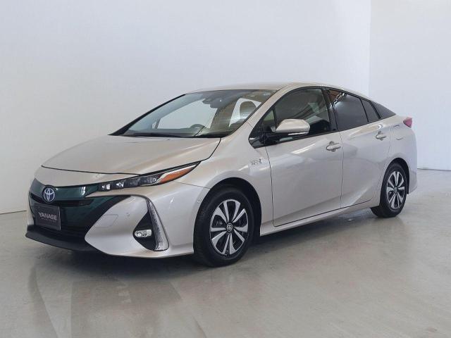 トヨタプリウスPHV
ハイマントテールランプ プリウスPHV（トヨタ）の歴代モデル・グレード別カタログ情報