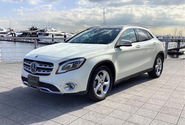 GLA220 4MATIC レーダーセーフティパッケージ・プレミアムパッケージ