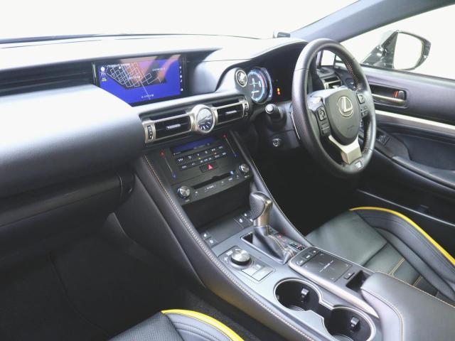 RC300 Fスポーツ