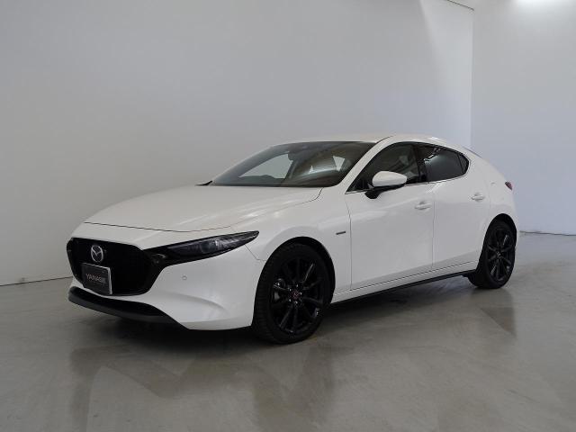 ギャラリー | マツダ MAZDA3ファストバック 15Sツーリング 100周年記念