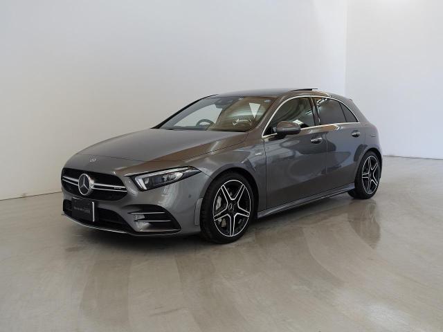 メルセデス‐AMG A35 4MATIC AMGパフォーマンスパッケージ・AMGアドバンスドパッケージ・ナビゲーションパッケージ
