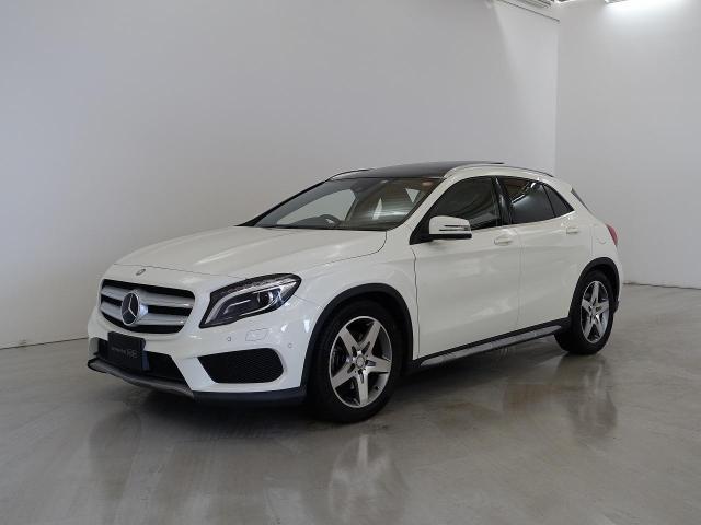 GLA250 4MATIC スポーツ AMGエクスクルーシブパッケージ・レーダーセーフティパッケージ