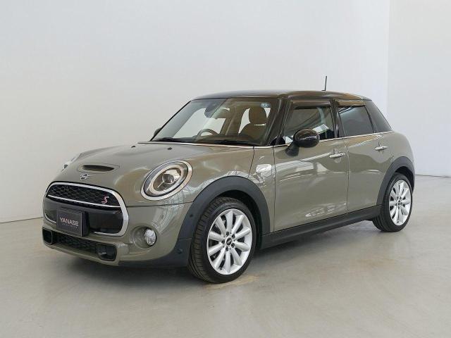 ミニクーパーS 5ドア ベースグレード