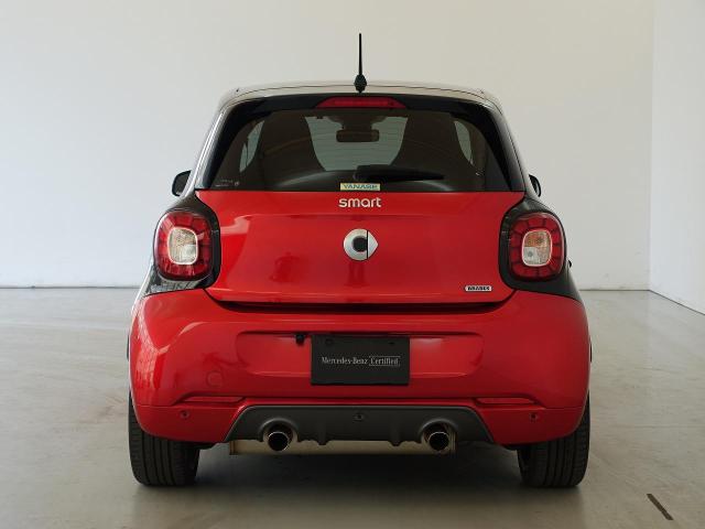 ギャラリー | スマート ブラバス フォーフォー エクスクルーシブ