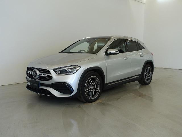 GLA200 d 4MATIC AMGライン AMGレザーエクスクルーシブパッケージ・アドバンスドパッケージ・ナビゲーションパッケージ