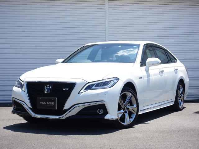 クラウンハイブリッド RS Four