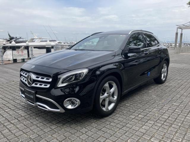 GLA220 4MATIC レーダーセーフティパッケージ・プレミアムパッケージ