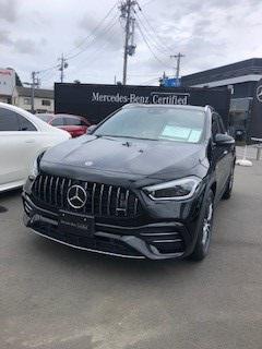 メルセデス‐AMG GLA35 4MATIC AMGパフォーマンスパッケージ・AMGアドバンスドパッケージ・ナビゲーションパッケージ