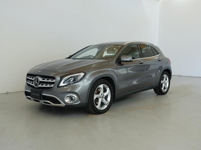 GLA220 4MATIC レーダーセーフティパッケージ