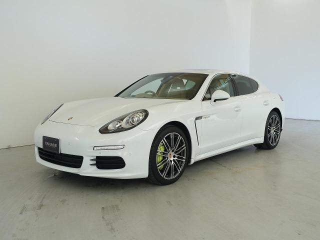 パナメーラ S E-ハイブリッド