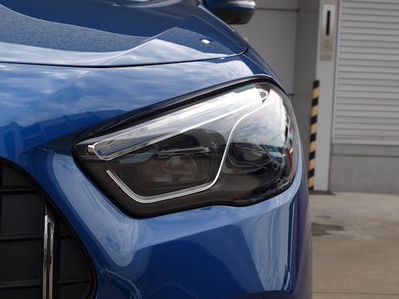 メルセデス‐AMG GLA35 4MATIC AMGパフォーマンスパッケージ・アドバンスドパッケージ