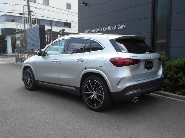 メルセデス-AMG GLA35 4MATIC AMGパフォーマンスパッケージ・アドバンスドパッケージ