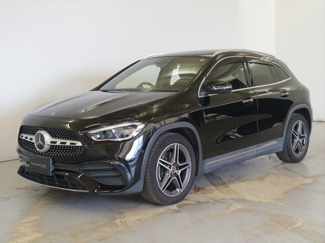 GLA200 d 4MATIC AMGライン ナビゲーションパッケージ