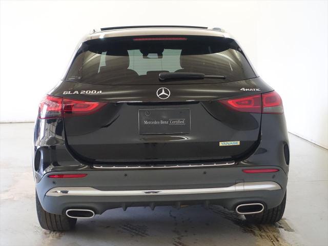 GLA200 d 4MATIC AMGライン ナビゲーションパッケージ