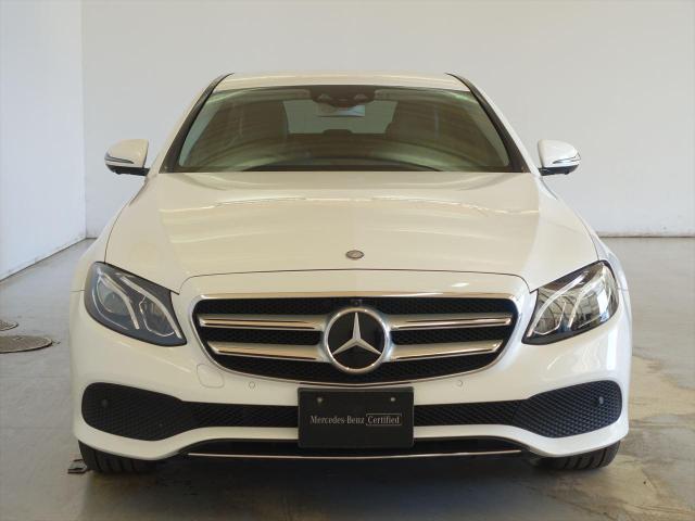 E200 4MATIC アバンギャルド